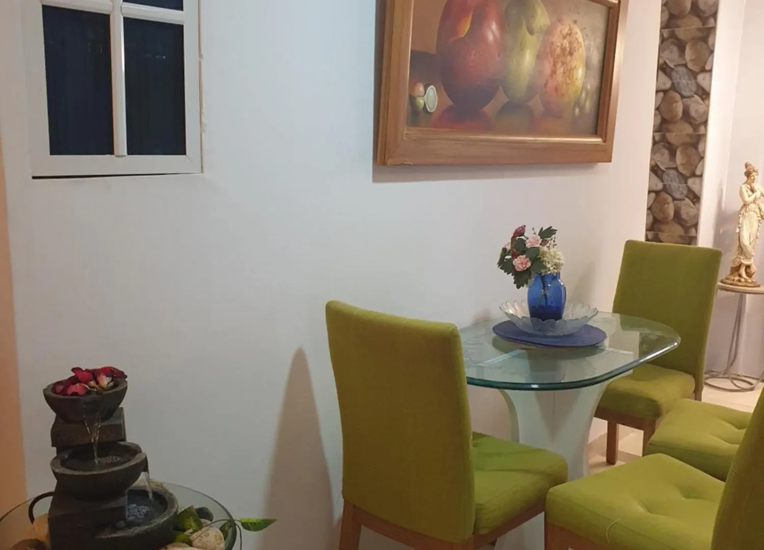 Hotel Cra17A21A Avenida 22 Cerca A Escenario Deportivos Iglesias Y Clinicas Santa Marta  Penzion